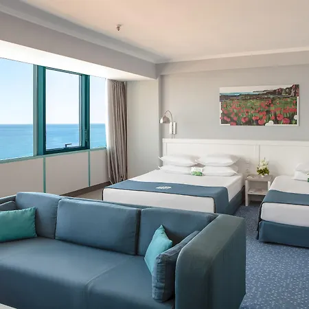 International Casino & Tower 5* Золотые Пески
