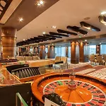 International Casino & Tower Хотел 5*