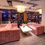 International Casino & Tower Хотел Златни пясъци