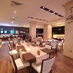 Хотел International Casino & Tower Златни пясъци