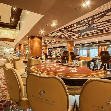 Ξενοδοχείο International Casino & Tower