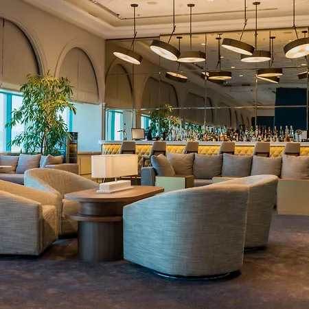 International Casino & Tower Ξενοδοχείο 5*