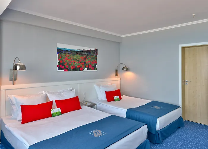 International Casino & Tower Golden Sands