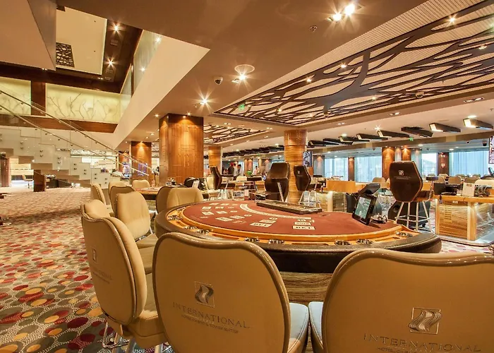 Hotel International Casino & Tower