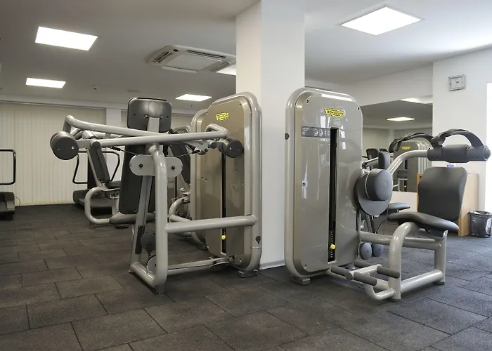 International Casino & Tower 5*