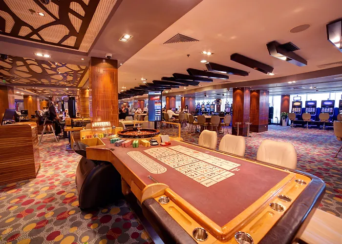 Hotel International Casino & Tower