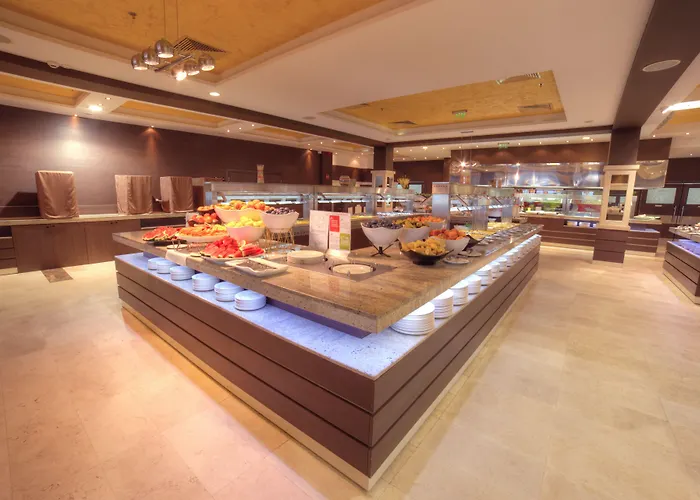 Hotel International Casino & Tower Golden Sands